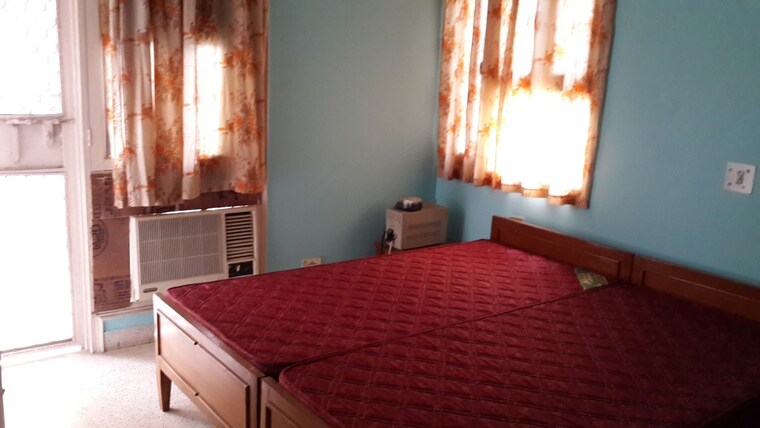 Bedroom, rudra-vigyan-vihar 4 Bedroom 2000 Sq.Ft. Apartment In Sector 56 Gurgaon 10743780