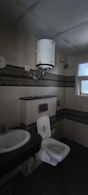 Team Area in 3.5 BHK Apartment at Pareena Express Heights, Sector 99 – for Rent