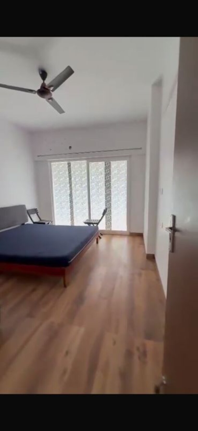 Kitchen, paras-tierea 2 Bedroom 925 Sq.Ft. Apartment In Sector 137 Noida 10743797