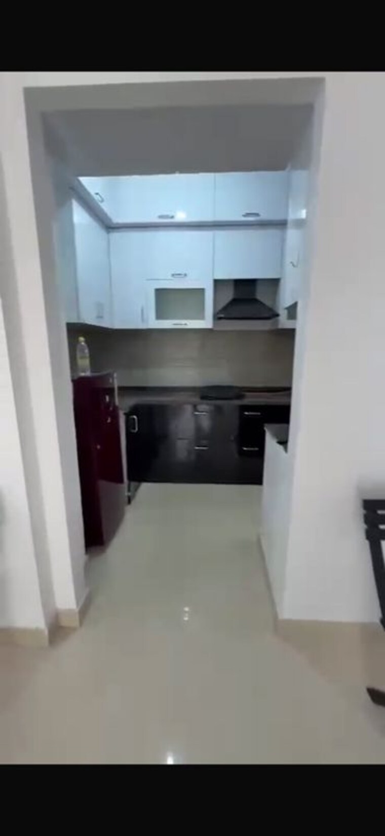 Kitchen, paras-tierea 2 Bedroom 925 Sq.Ft. Apartment In Sector 137 Noida 10743797