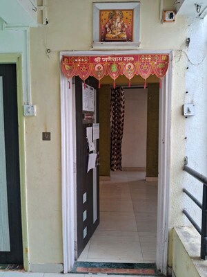 Bedroom in  Apartment at Uttam Nagar – for Sale