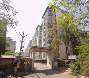  Apartment For Sale in Piplod