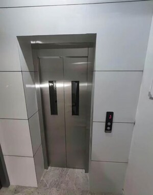 Building Lobby in 2 BHK Builder Floor at Sector 47 – for Rent