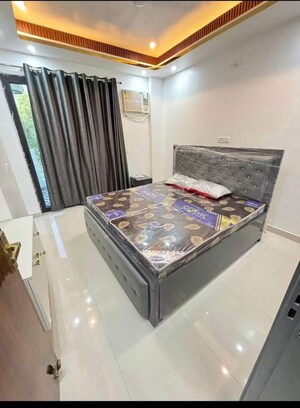 Bedroom in 2 BHK Builder Floor at Sector 47 – for Rent