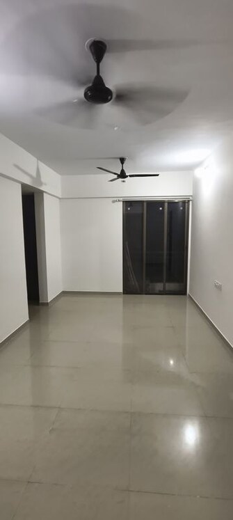 2 BHK +  650 Sq.Ft. Apartment in K M Horizon Palms 2