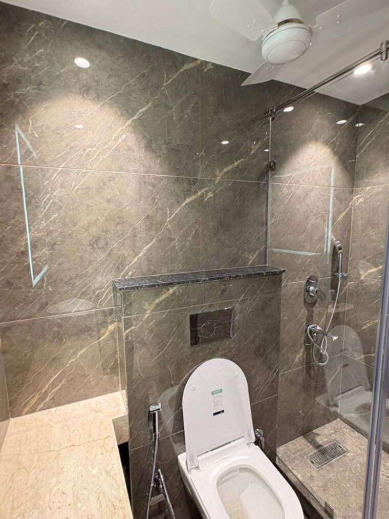 Bathroom, saket 3 Bedroom 1800 Sq.Ft. Independent House In Saket Delhi 10743927