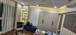 Room in 3 BHK Apartment at Piramal Vaikunth Vama, Balkum Pada – for Rent