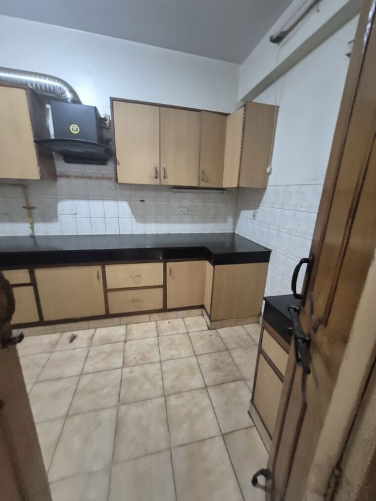 Kitchen, mayur vihar 3.5 Bedroom 1180 Sq.Ft. Apartment In Mayur Vihar Delhi 10743982