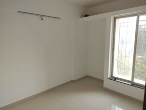 Room in 2 BHK Apartment at Dhanori – for Rent