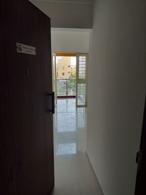 Room in 2 BHK Apartment at Dhanori – for Rent