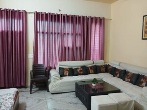 2 BHK Independent House For Rent in Sector 13