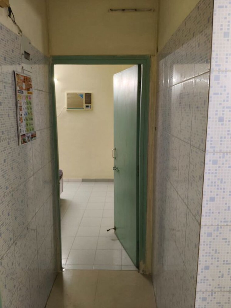 Bathroom, disha-chs-borivali 1 Bedroom 450 Sq.Ft. Apartment In Borivali West Mumbai 10744053