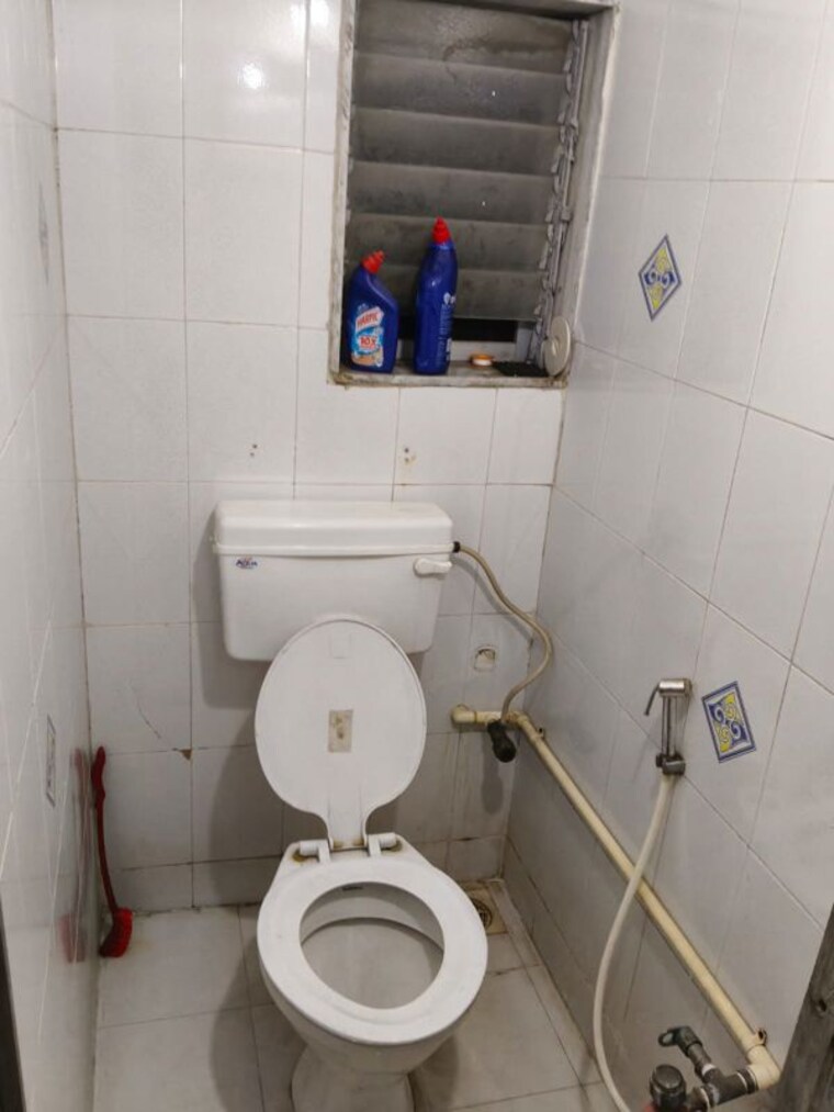 Bathroom, disha-chs-borivali 1 Bedroom 450 Sq.Ft. Apartment In Borivali West Mumbai 10744053
