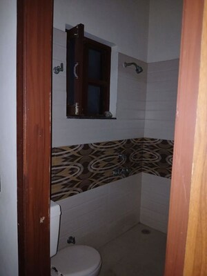 Bathroom in 2 BHK Independent House at Sector 14 – for Rent