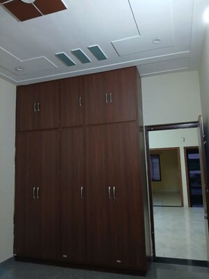 2 BHK Independent House For Rent in Sector 11