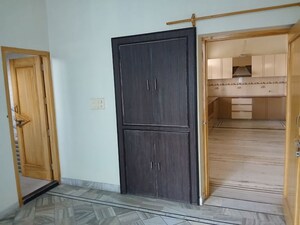 Room in 2 BHK Independent House at Sector 15 – for Rent