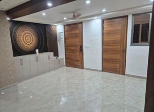 Room in 4 BHK Apartment at Rishita Serenity, Sushant Golf City – for Rent