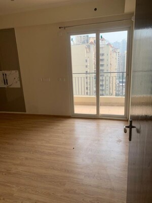 Room in 3 BHK Apartment at Aditya Celebrity Homes, Sector 76 – for Rent