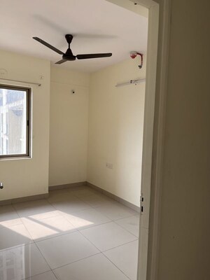 Room in 2 BHK Apartment at Tata Avaha, Ranjnoli – for Rent