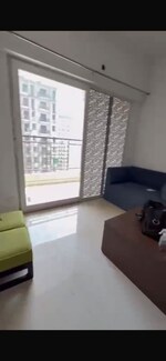 2 BHK +  925 Sq.Ft. Apartment in Paras Tierea