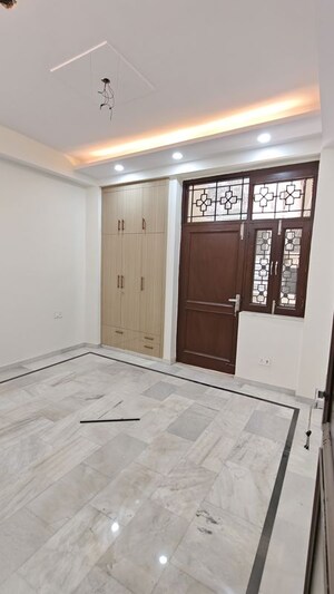 Room in 2 BHK Builder Floor at Malviya Nagar – for Rent