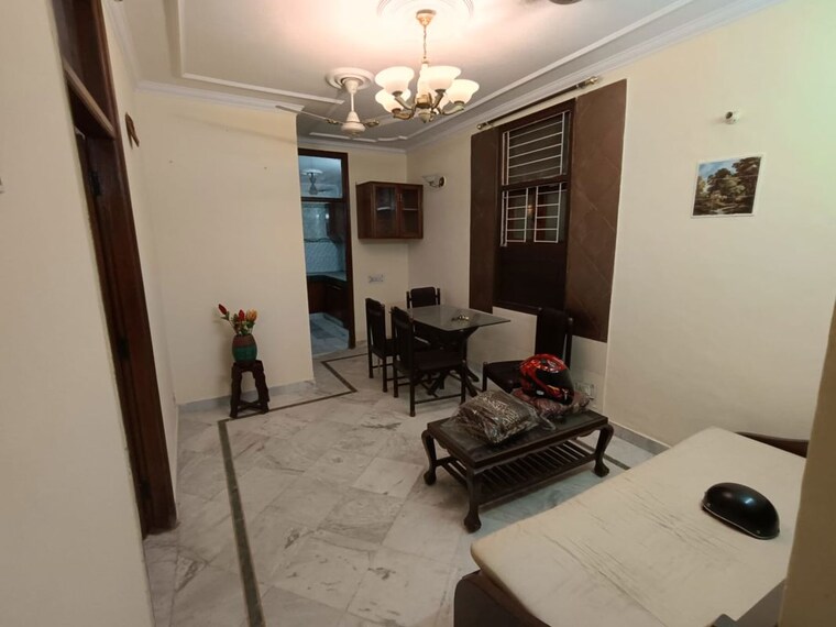 Room, khirki extension 2 Bedroom 1000 Sq.Ft. Builder Floor In Khirki Extension Delhi 10744317