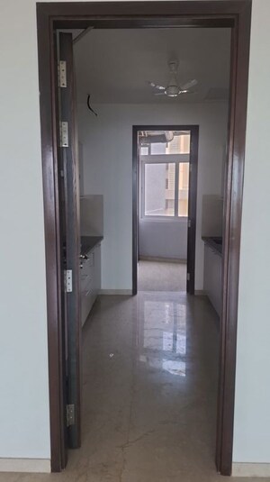 Bathroom in 3 BHK Apartment at Lokhandwala Minerva Mahalaxmi, Mahalaxmi – for Rent