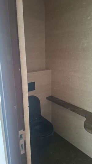 Balcony in 3 BHK Apartment at Lokhandwala Minerva Mahalaxmi, Mahalaxmi – for Rent