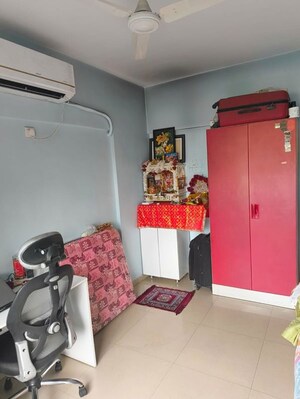 Furnished Amenities in 2 BHK Apartment at Kumar Kruti, Kalyani Nagar – for Rent