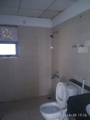 Bathroom in 4 BHK Apartment at SS Linden, Sector 84 – for Rent