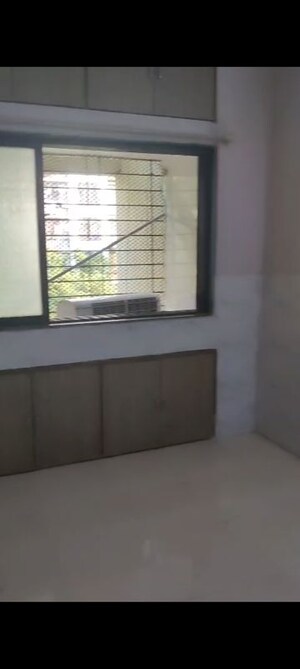 Room in 1 BHK Apartment at Tilak Nagar – for Rent