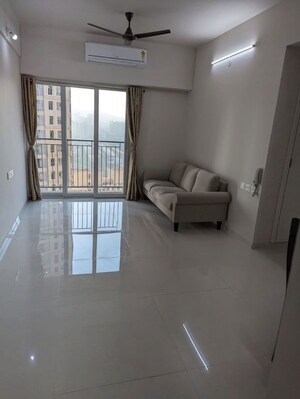 Room in 2 BHK Apartment at Rustomjee Azziano Wing I, Thane West – for Rent