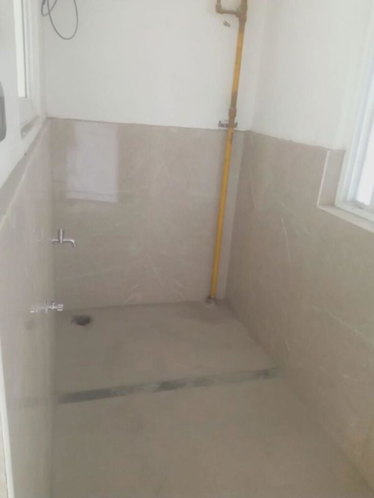 Bathroom, sukhii-ubuntu 2 Bedroom 1315 Sq.Ft. Apartment In Puppalaguda Hyderabad 10744437