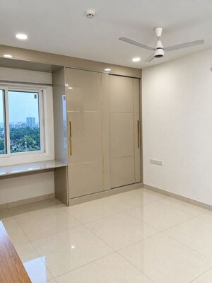 Room in 3 BHK Apartment at Aparna Sarovar Zicon, Nallagandla – for Rent