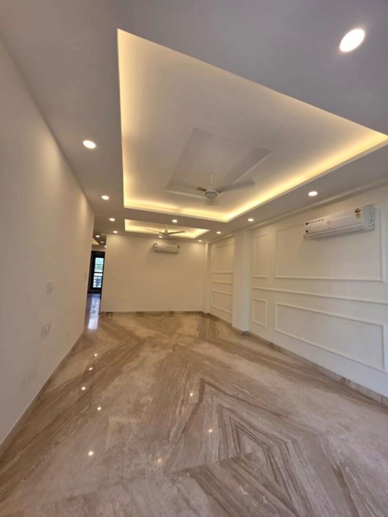 Room, orbit-signature-walk 6 Bedroom 2000 Sq.Ft. Independent House In Vip Road Zirakpur 10744457