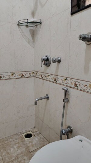 Bedroom in 2 BHK Apartment at Lake Home, Powai – for Rent