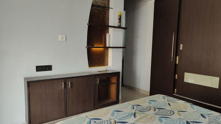 Bedroom, lake-home 2 Bedroom 875 Sq.Ft. Apartment In Powai Mumbai 10744458