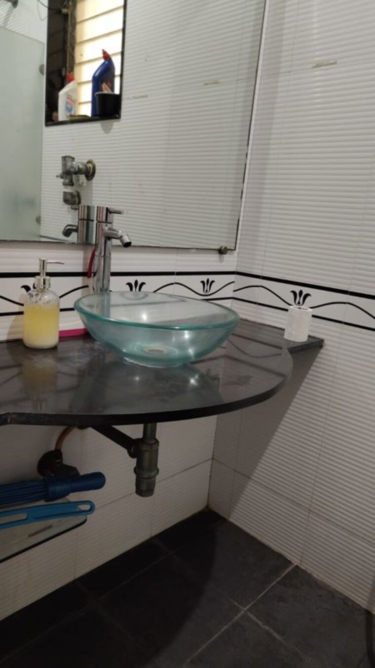 Bathroom, lake-home 2 Bedroom 875 Sq.Ft. Apartment In Powai Mumbai 10744458