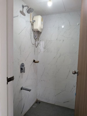 Bathroom in 1 BHK Apartment at Dombivli East – for Rent