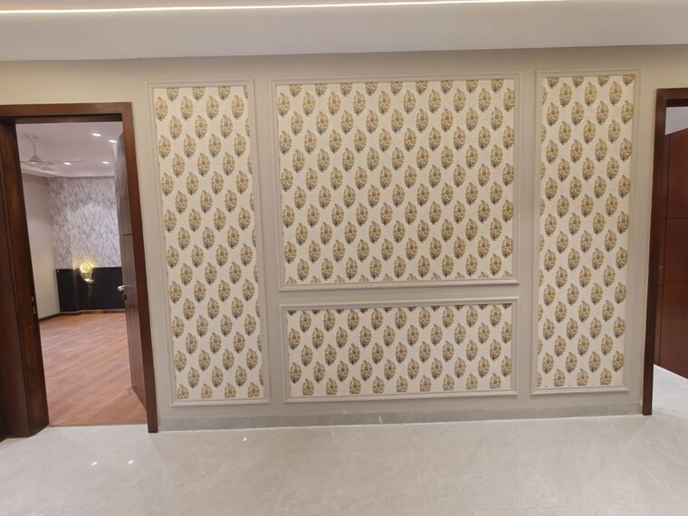 Room, auram-floor 4 Bedroom 360 Sq.Yd. Builder Floor In South City 2 Gurgaon 10744506