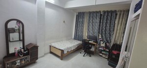 Living Room in 2 BHK Apartment at Deccan Villa, Deccan Gymkhana – for Rent