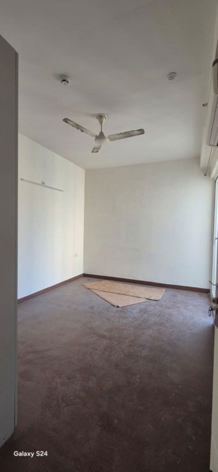 Room, sector 104 3.5 Bedroom 2450 Sq.Ft. Apartment In Sector 104 Gurgaon 10744520
