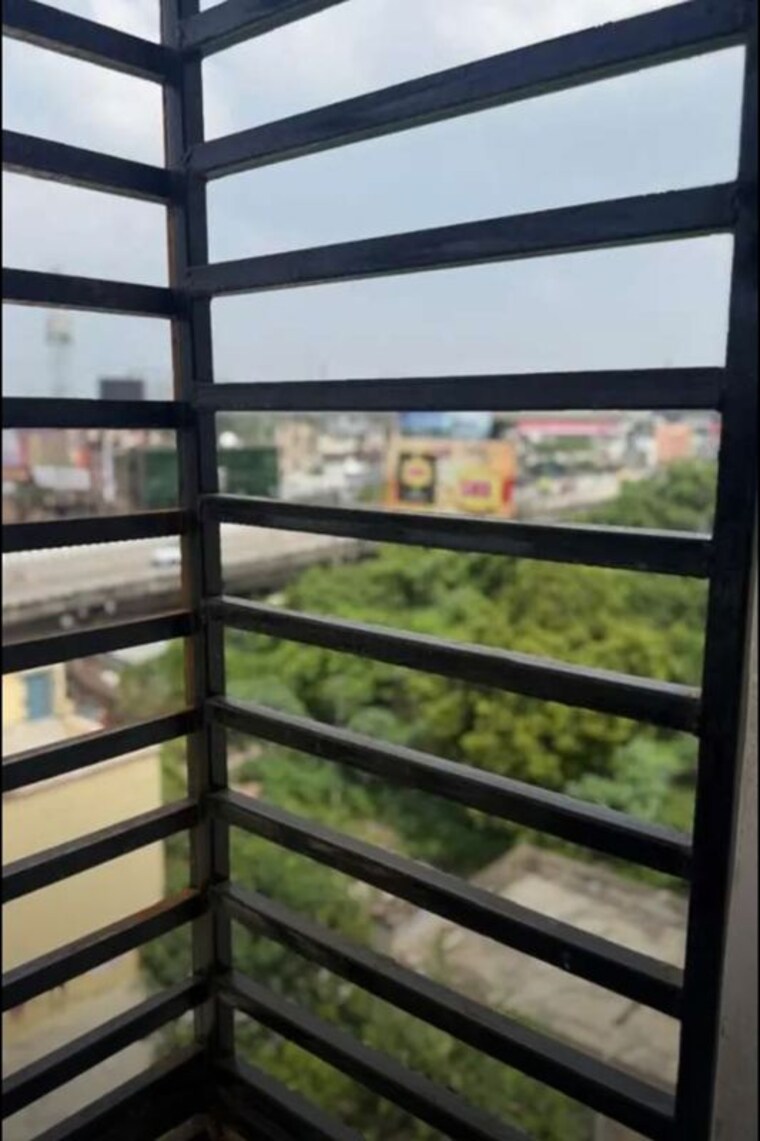 Balcony, rohtas-pandit-house 3 Bedroom 1800 Sq.Ft. Apartment In Hazratganj Lucknow 10744532