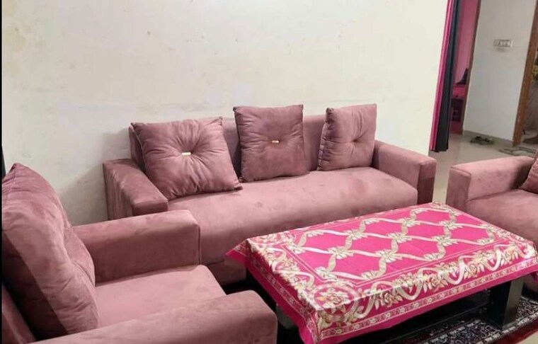 Bedroom, rohtas-pandit-house 3 Bedroom 1800 Sq.Ft. Apartment In Hazratganj Lucknow 10744532