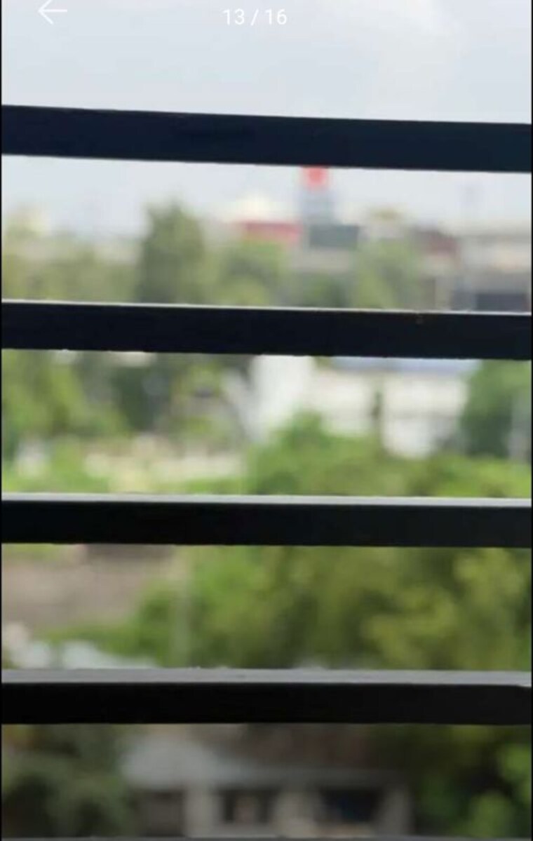 Garden, rohtas-pandit-house 3 Bedroom 1800 Sq.Ft. Apartment In Hazratganj Lucknow 10744532