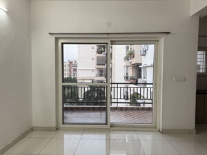 Room in 3 BHK Apartment at Om Sree Patels Green Front, Yapral – for Rent