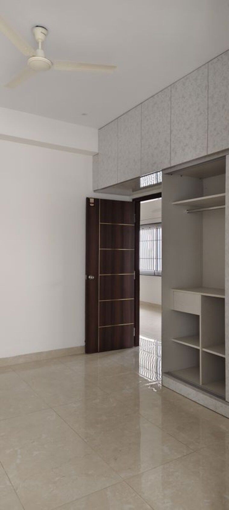 Room, halasuru 3 Bedroom 1500 Sq.Ft. Apartment In Halasuru Bangalore 10744551