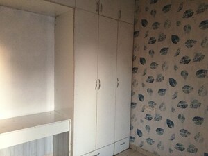Room in 3 BHK Builder Floor at Dhakoli – for Rent