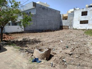  Plot For Sale in Badal Colony