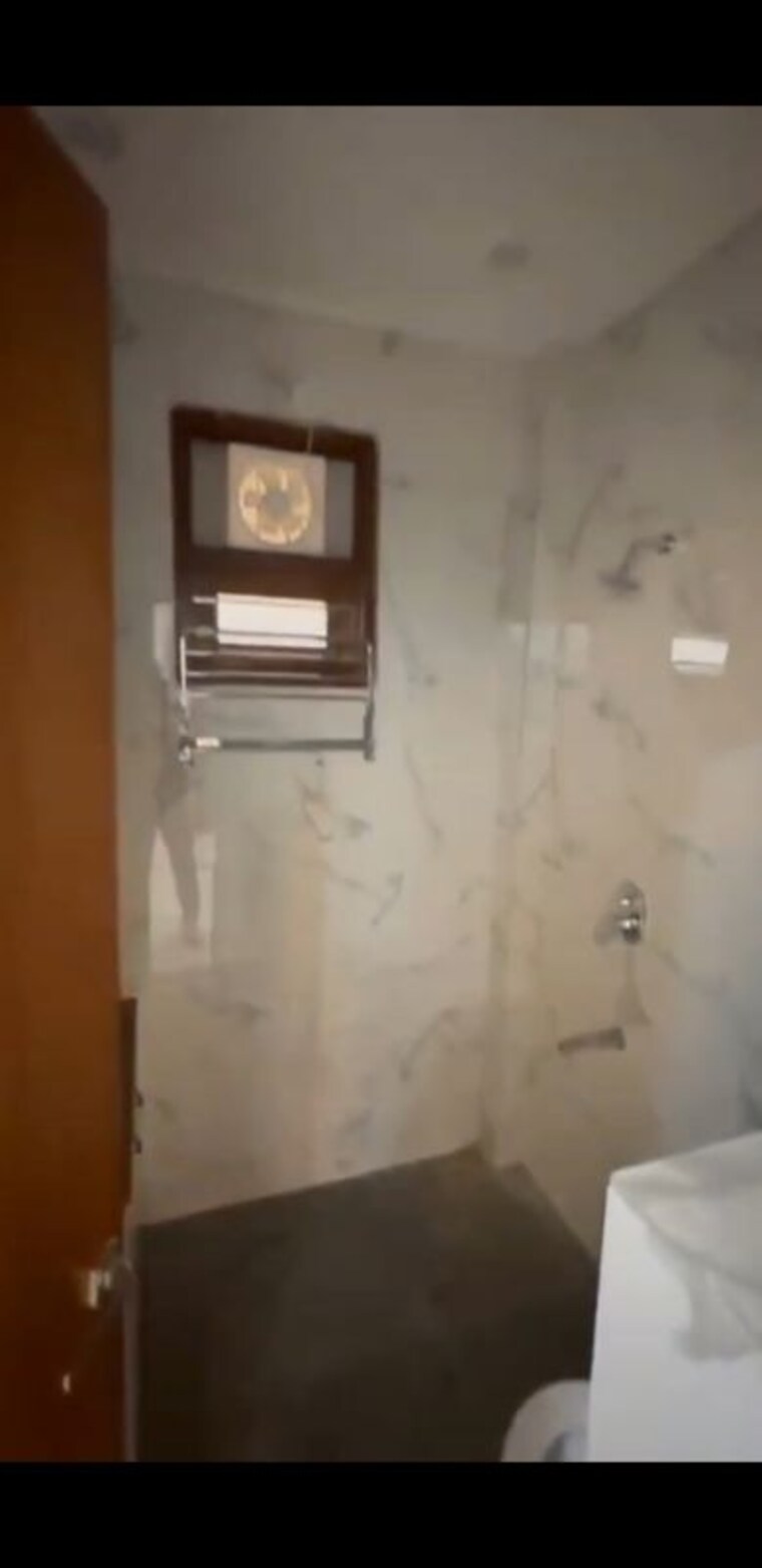 Bathroom, fidato-honour-homes 3 Bedroom 180 Sq.Yd. Builder Floor In Sector 89 Faridabad 10744672